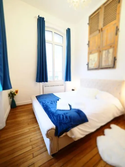 Appartement Standing Opera Vichy Apartment